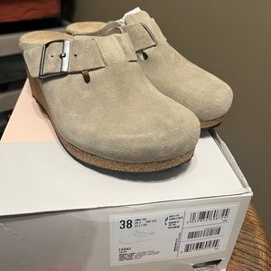 Birkenstock Papillio Fanny wedge clog Taupe suede size 38 NIB